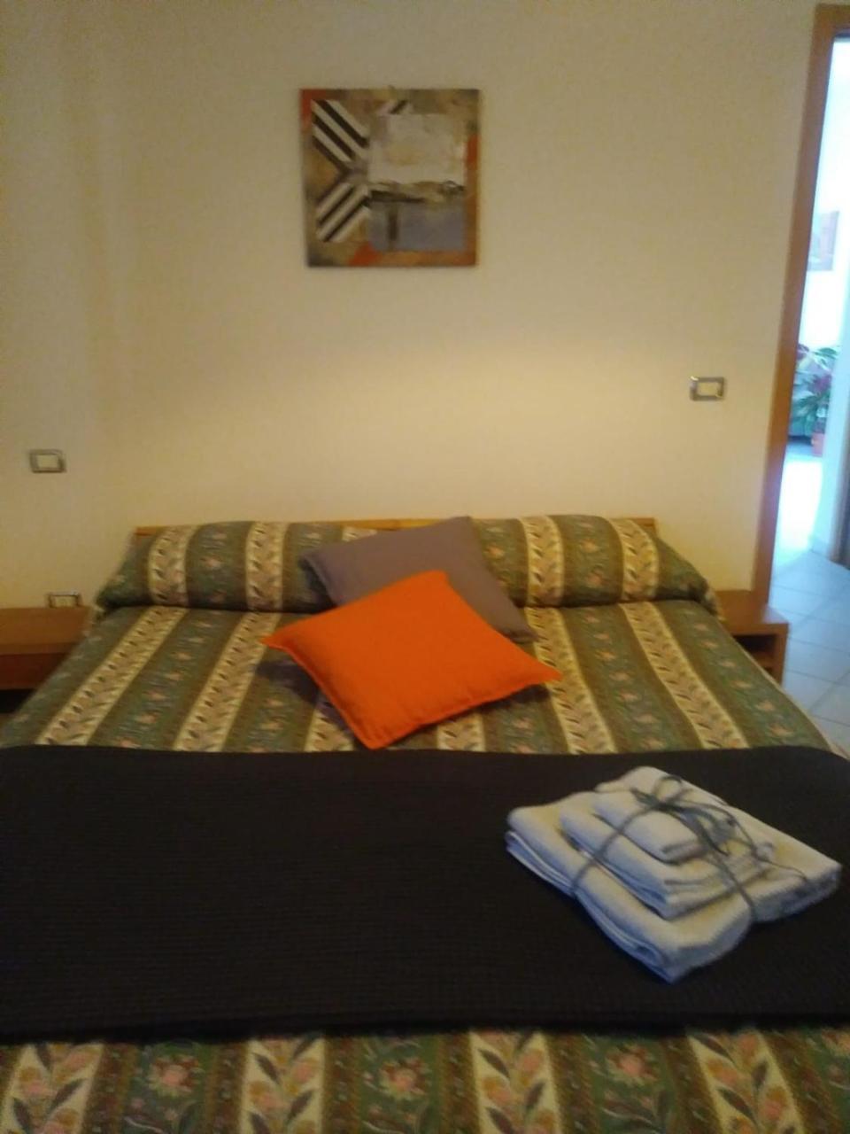 Angy House Apartment Iolanda di Savoia Luaran gambar