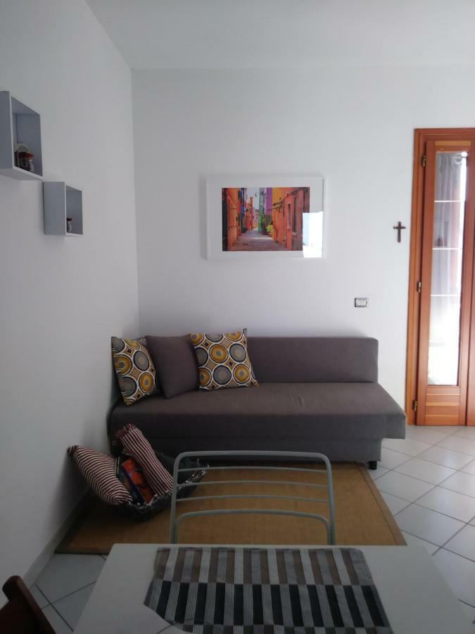 Angy House Apartment Iolanda di Savoia Luaran gambar